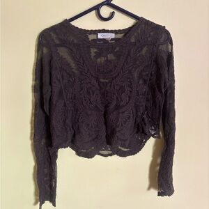 Long sleeve lace crop top